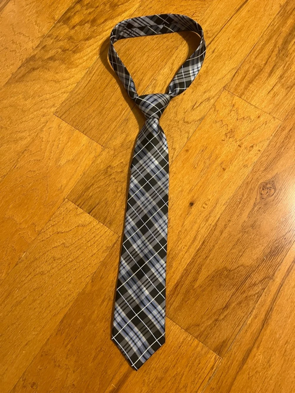 Izod silk tie